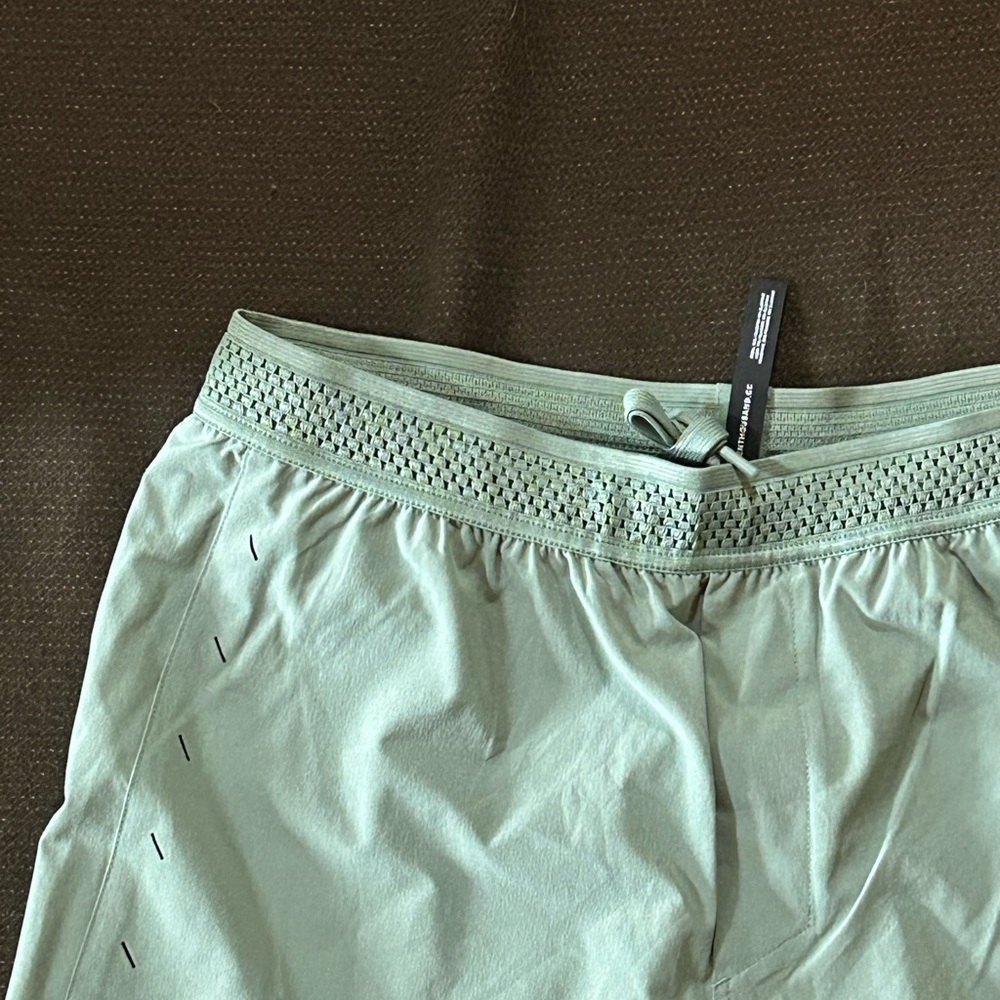 NWOT Ten Thousand Light Green Session Short (No Liner) 7" Size Small - Picture 3 of 9